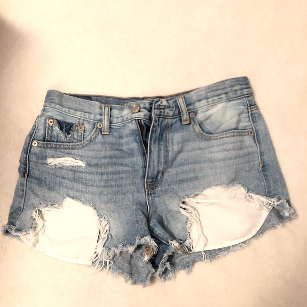 Distressed hi-rise shorts